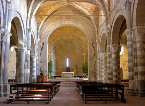 Duomo di Sovana interno